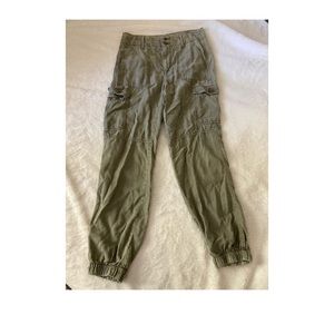 American eagle joggers